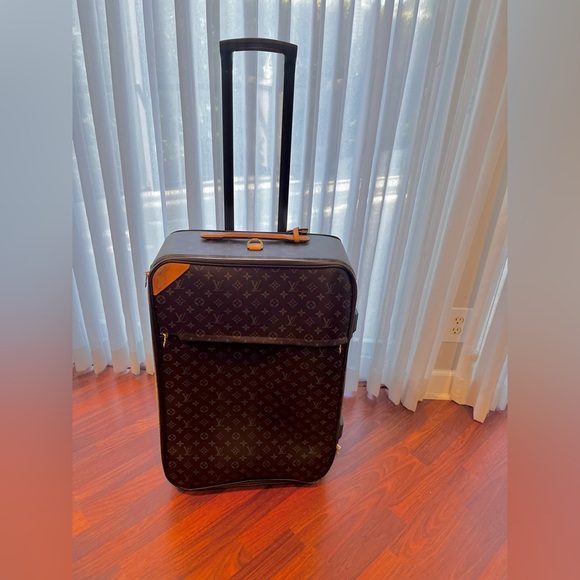 LOUIS VUITTON Pegas 70 Suitcase - Picture 1 of 16